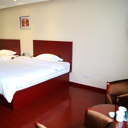 Greentree Alliance Guangxi Hezhou Babu District Lingfeng Square Hotel Exteriér fotografie