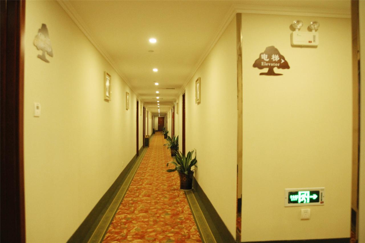 Greentree Alliance Guangxi Hezhou Babu District Lingfeng Square Hotel Exteriér fotografie
